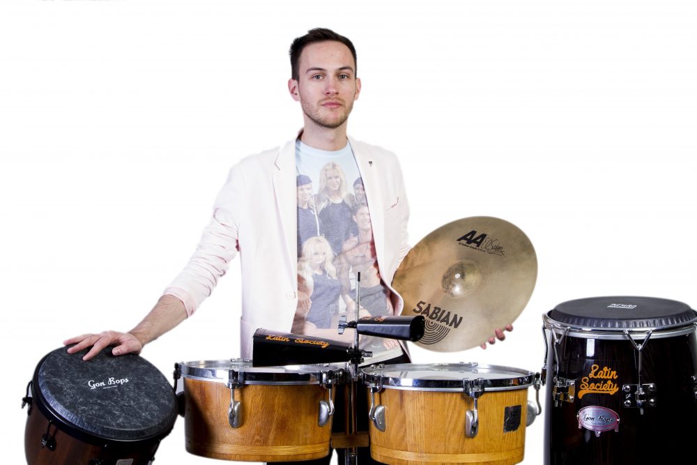 Percussionist Joaquín | Artiest huren bij Swinging.nl