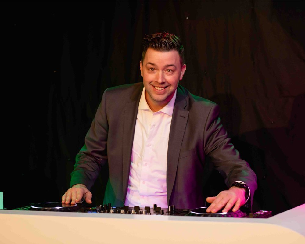 DJ Andre | Artiest huren bij Swinging.nl