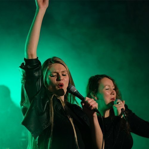 12Party | Artiest huren bij Swinging.nl