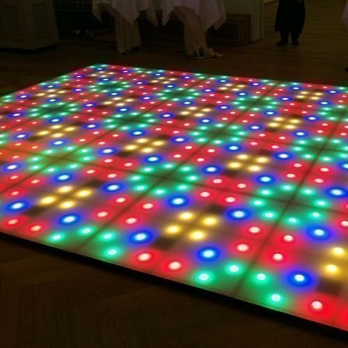 Patronen LED Verlichte Dansvloer | Artiest huren bij Swinging.nl