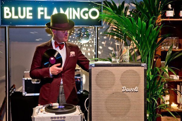 Retro DJ | Artiest huren bij Swinging.nl