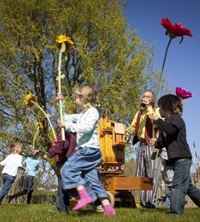 Parade en Serenade | Artiest huren bij Swinging.nl