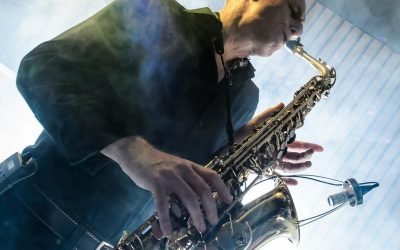 Saxofonist Arjan boeken | Swinging.nl