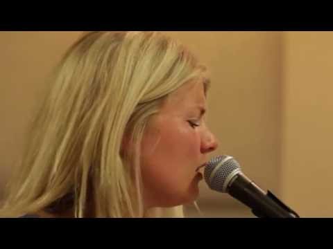 Paula Leek - Ken je mij ( Cover Trijntje Oosterhuis)