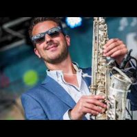 Saxofonist Boris Lounge boeken | Swinging.nl