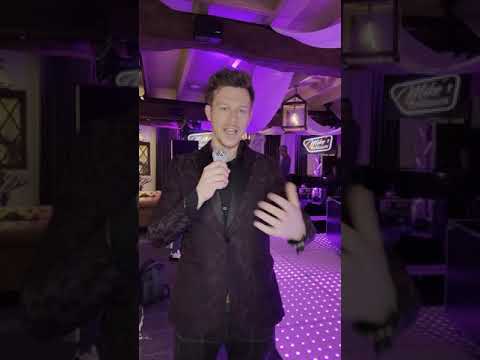 Mike's Pianoshow | Bruiloft | Swinging.nl